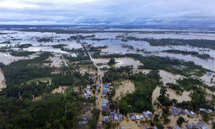 Banjir Sulawesi Tenggara, Akses Jalan Trans Sulawesi Terputus di Konawe