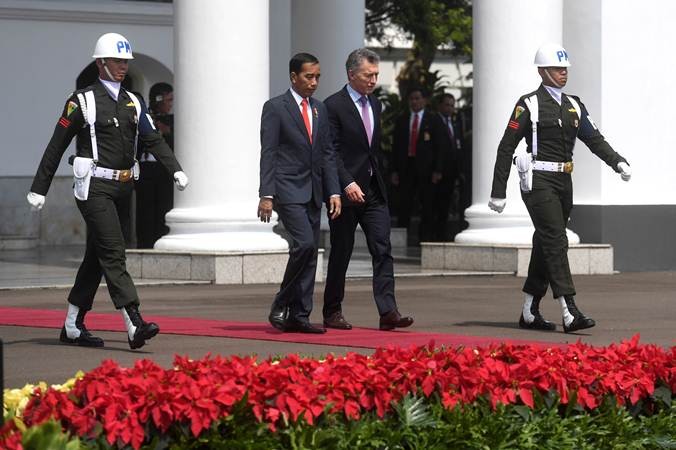 Jokowi Menerima Kunjungan Presiden Argentina Mauricio Macri di Istana Bogor