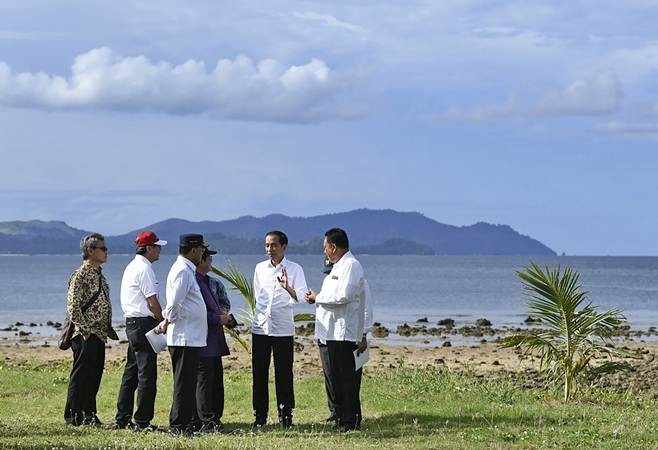 Presiden Jokowi Kunjungi Kawasan Ekonomi Khusus Tanjung Pulisan