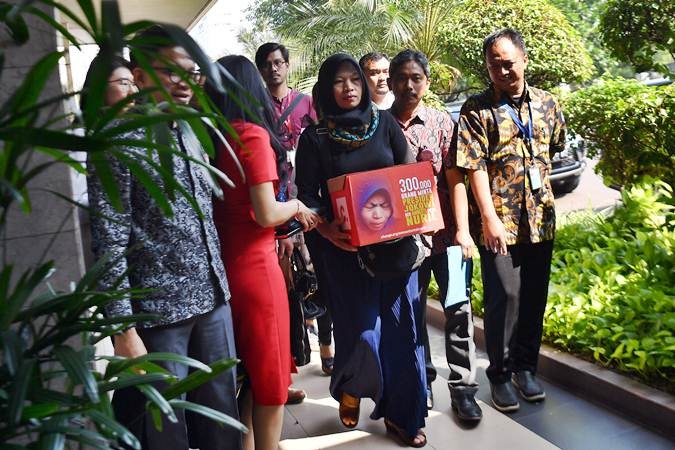 Ajukan Amnesti ke Jokowi, Baiq Nuril Temui Moeldoko