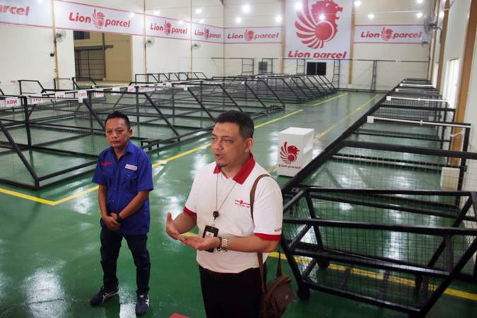 Lion Parcel Resmikan Tempat Penimbunan Sementara