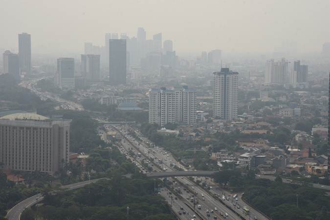 Polusi Udara Jakarta pada Senin (29/7) Tertinggi di Dunia Versi AirVisual 