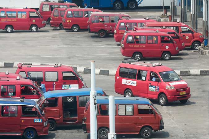 PEMBATASAN USIA ANGKUTAN PERKOTAAN JAKARTA