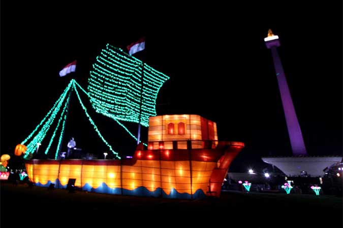 FESTIVAL OF LIGHT MONUMEN NASIONAL 