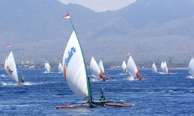 LOMBA PERAHU LAYAR