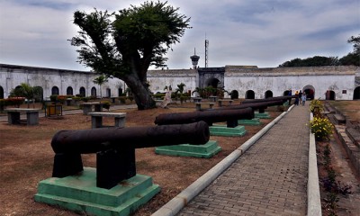 BENTENG MARLBOROUGH PENINGGALAN INGGRIS