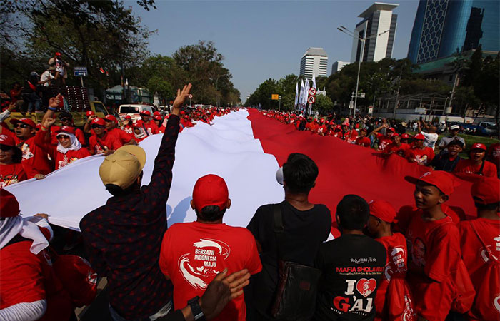 SAMBUT PRESIDEN DAN WAKIL PRESIDEN