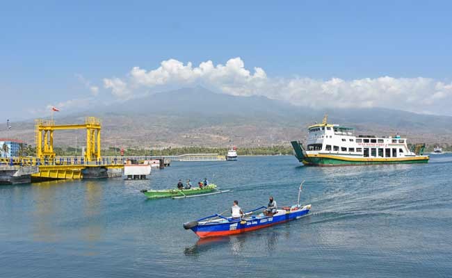 JALUR PENYEBERANGAN LOMBOK-SUMBAWA 