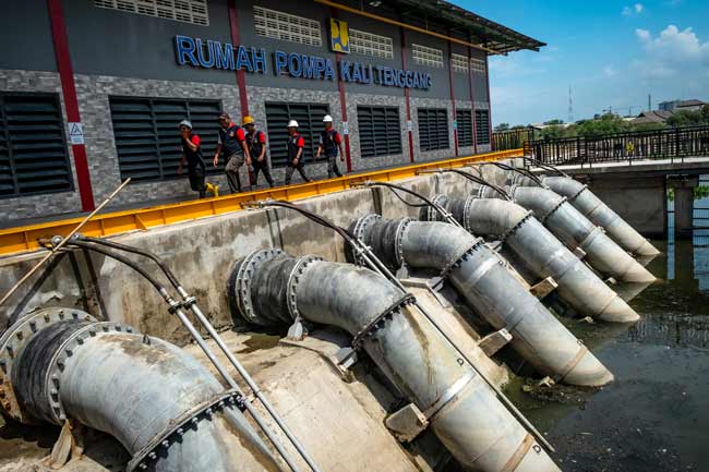 RUMAH POMPA PENGENDALI BANJIR ROB SEMARANG 