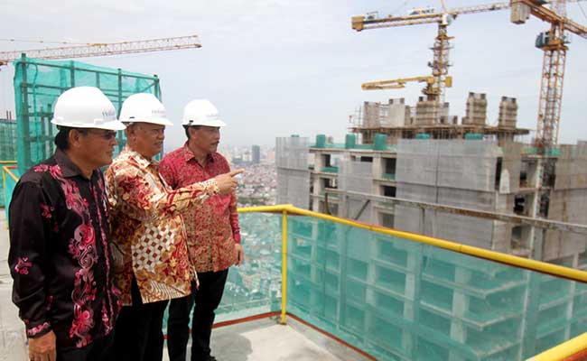 PENUTUPAN ATAP APARTEMEN HOLLAND VILLAGE JAKARTA