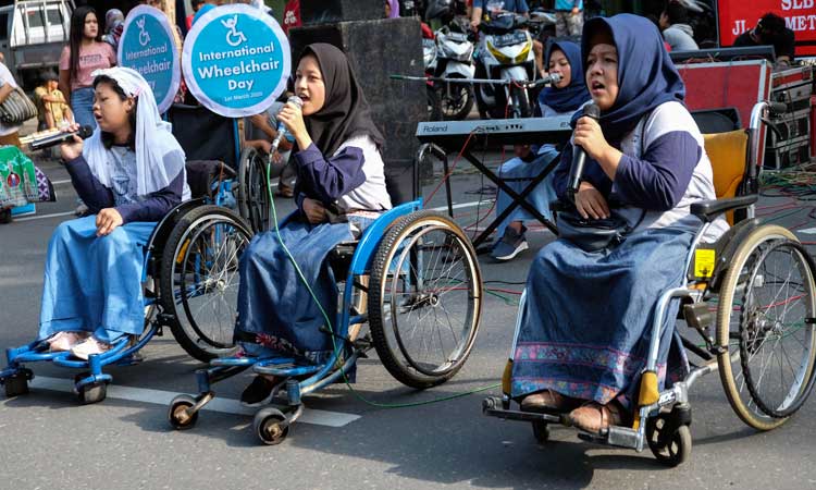 PENTAS HARI KURSI RODA