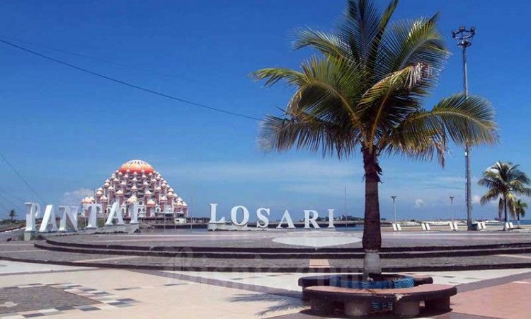 PENUTUPAN PANTAI LOSARI