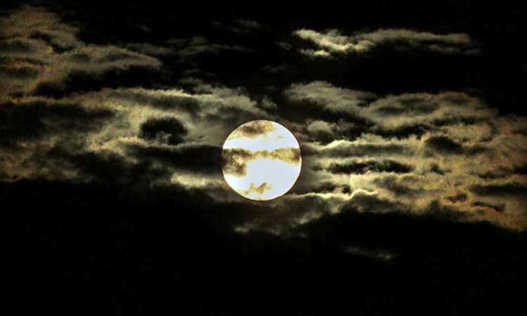 FENOMENA SUPERMOON