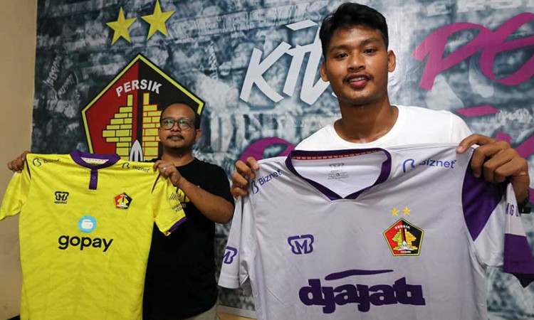 LELANG JERSEY PERSIK KEDIRI