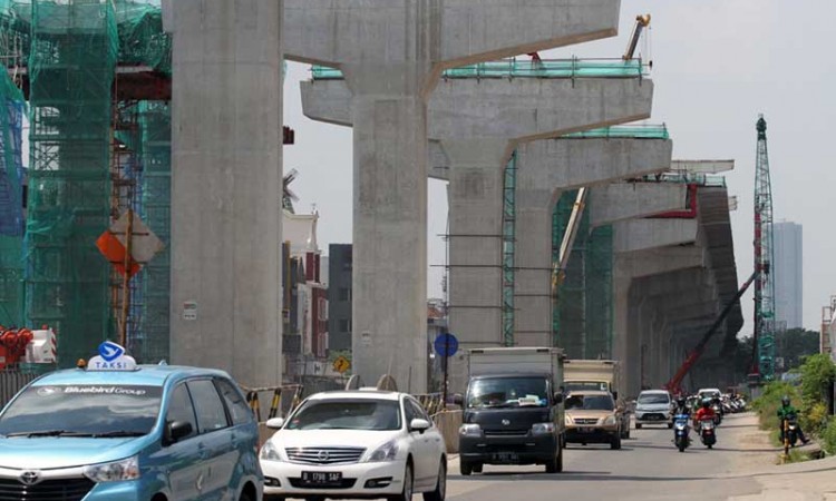 PEMBANGUNAN INFRASTRUKTUR BERDAMPAK POSITIF PADA INVESTASI 