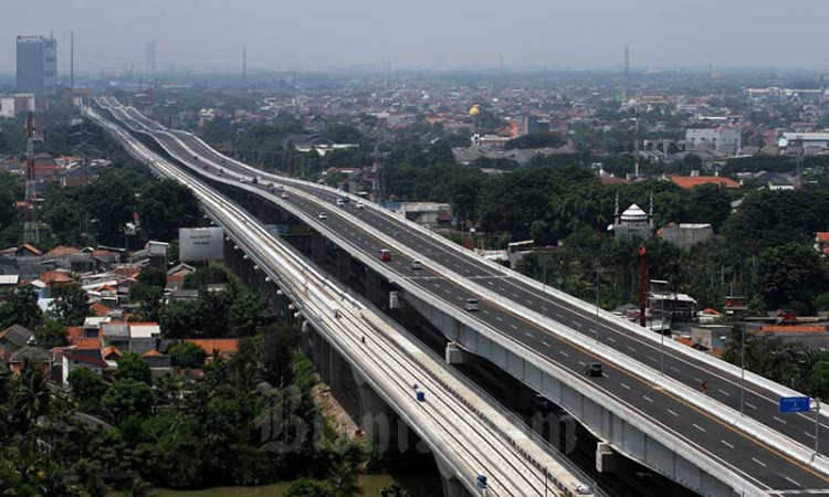 PENUTUPAN JALAN TOL LAYANG JAKARTA-CIKAMPEK