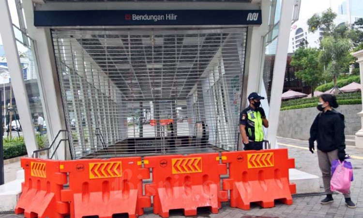 PENUTUPAN STASIUN MRT