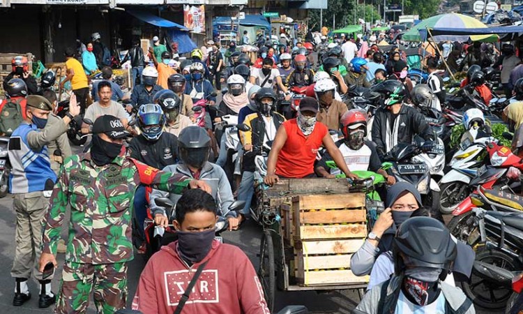 KEPADATAN DI PASAR TRADISIONAL KOTA BOGOR