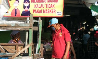 DUA PASAR TRADISIONAL DI SURABAYA KEMBALI DIBUKA