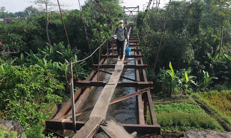 Jembatan Zaman Belanda Masih Digunakan Hingga Sekarang