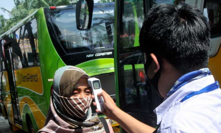 Bus Transpatriot Bekasi Kembali Beroperasi