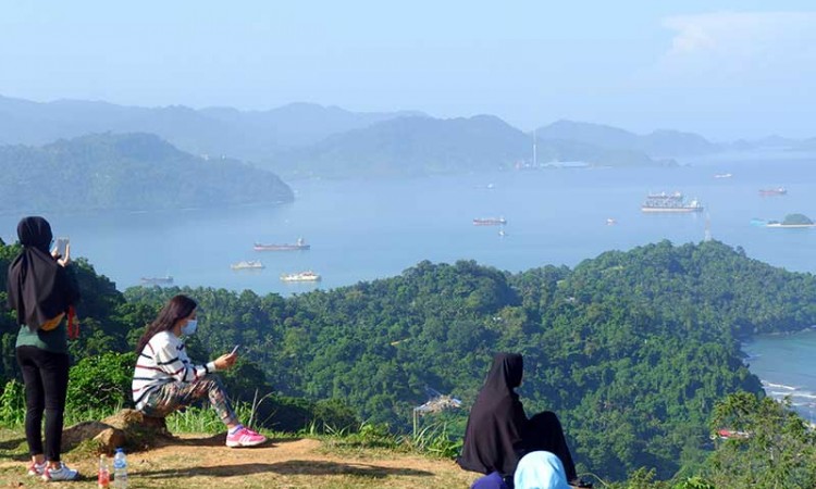 Puncak Gado-Gado  Menjadi Pontensi Wisata Alam di Padang
