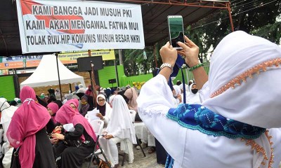Organisasi Perempuan Muslim Sumatra Utara Gelar Aksi Menolak RUU HIP di Medan