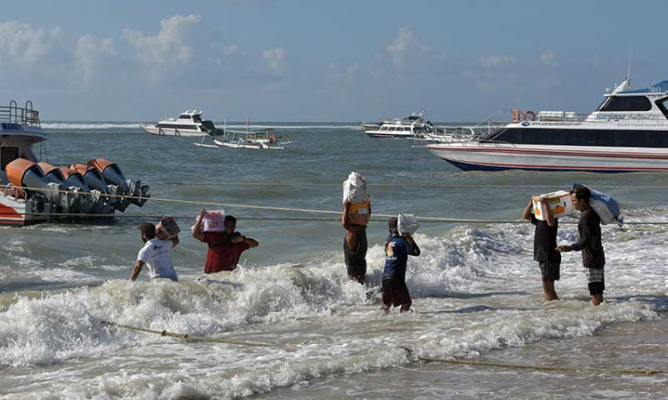 Jalur Penyeberangan Bali - Nusa Penida Beroperasi Kembali