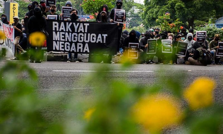 Aliansi Rakyat Menggugat Gelar Aksi di Bandung