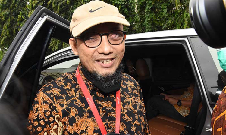 Novel Baswedan Adukan Kejanggalan Kasus Penyiramannya Kepada Kejaksaan