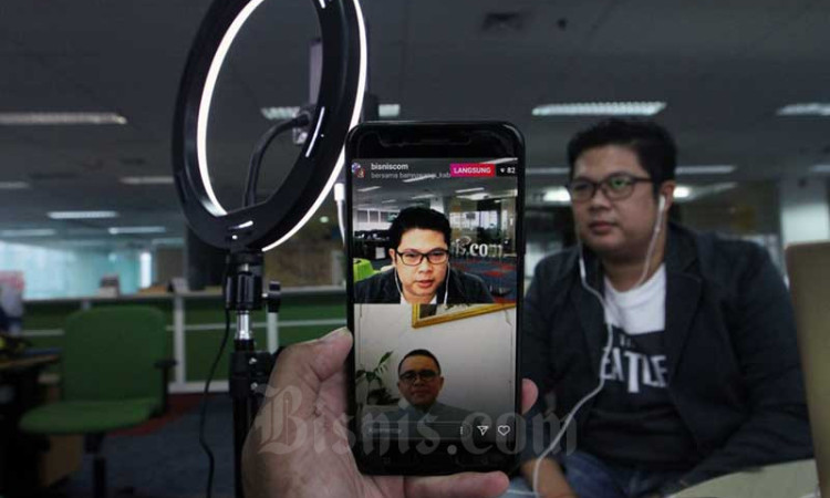 Bupati Banyuwangi Abdullah Azwar Anas Jelaskan Adaptasi Baru Sektor Pariwisata