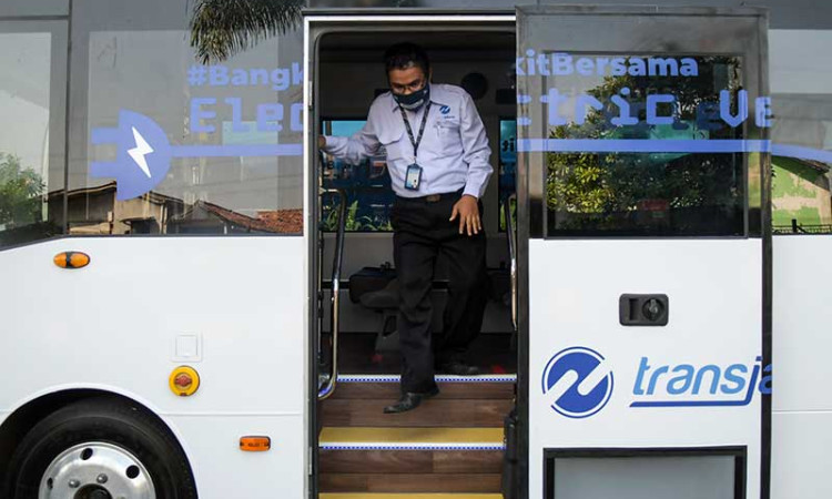 Transjakarta Uji Coba Bus Listrik Dengan Rute Balaikota-Blok M Hingga 3 Bulan Kedepan