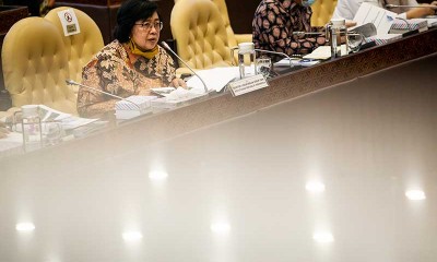 Siti Nurbaya Raker Dengan DPR Membahas Progam Stategis Yang Terdampak Covid-19