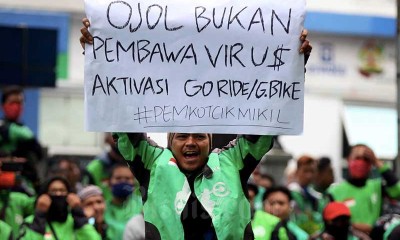 Dilarang Angkut Penumpang, Pengemudi Ojek Daring Bandung Gelar Aksi di Depan Balaikotaa