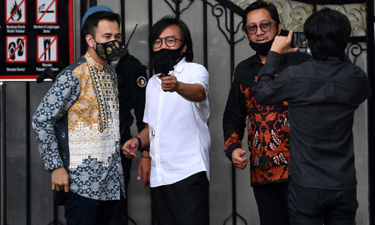 Presiden Jokowi Minta Bantuan Artis, Penyanyi dan Seniman Untuk Sosialisasikan Protokol Kesehatan