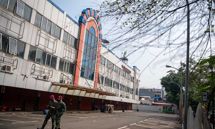 Pasar Asem Reges Jakarta Ditutup Sementara Setalah Satu Pedagang Dinyatakan Positif Covid-19