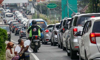 Jalanan Menuju Puncak Bogor Kembali Macet Setelah PSBB Dicabut