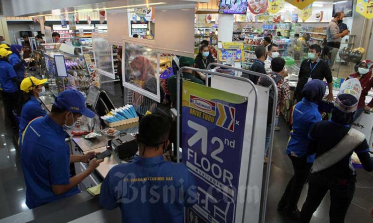 Indomaret Buka Layanan Drive Thru saat Pandemi Covid-19