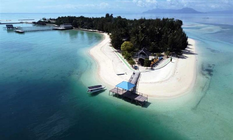 Warga Suku Bajo Menolak Investor Asing Kelola Wisata Pulau Bokori