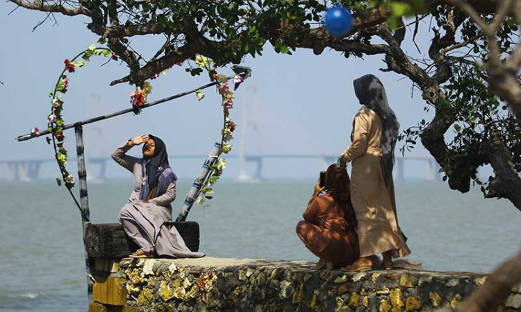 Pantai Gua Petapa di Jawa Timur Mulai Didatangi Wisatawan Meski Pandemi Covid-19