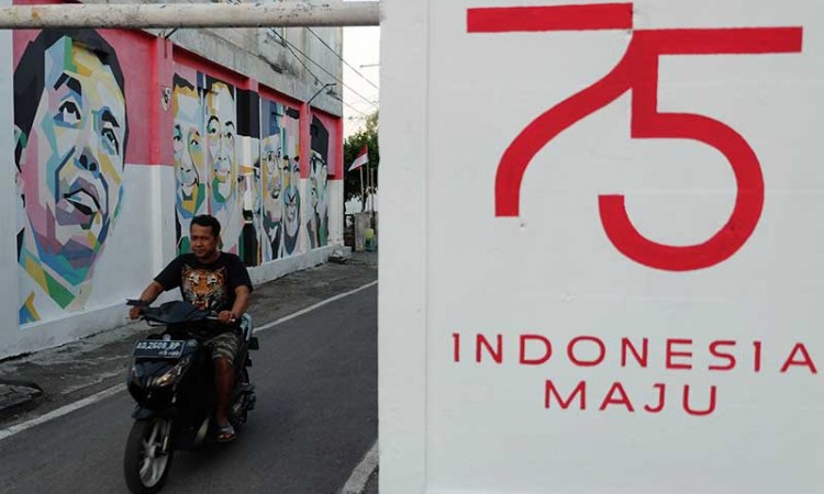 Mural Wajah Presiden Indonesia Dari Soekarno Hingga Joko Widodo Menghiasi Kampung di Solo