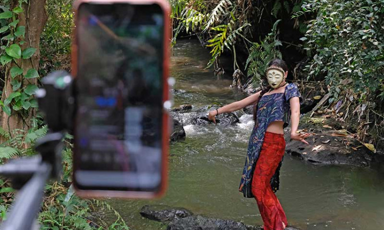 Festival Lima Gunung Digelar Secara Daring di Tiga Lokasi Berbeda