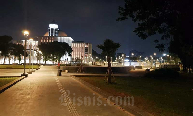 Inilah Potret Kemegahan Masjid Istiqal saat Malam Hari Pasca Direnovasi