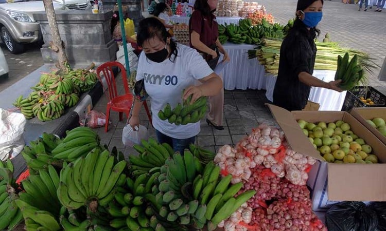 Jelang Hari Raya Galungan, Pemkot Denpasar Gelar Pasar Murah di Tengah Pandemi