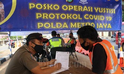 DKI Jakarta Terapkan PSBB Jilid II, Petugas Gabungan Gelar Operasi Yustisi Protokol Covid-19