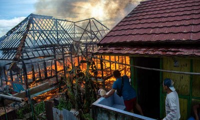 Permukiman Padat Penduduk di Palembang Terbakar