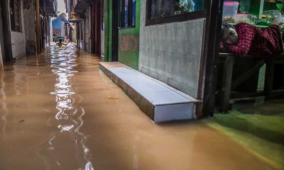 Sungai Ciliwung Meluap, Sejumlah Titik di Ibu Kota Terendam Banjir