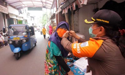Angka Positif Covid-19 di Jakarta Terus Meningkat, Petugas Gabungan Gelar Razia Protokol Kesehatan