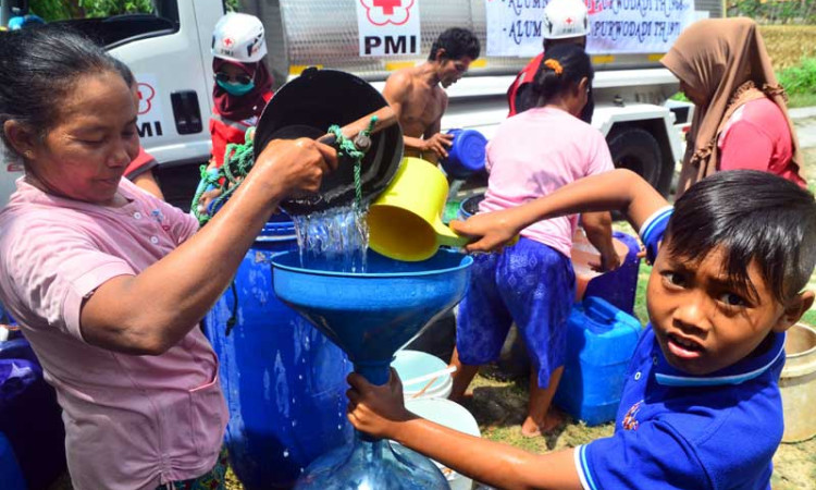 Warga di Grobogan Jateng Kesulitan Air Bersih Akibat Musim Kemarau