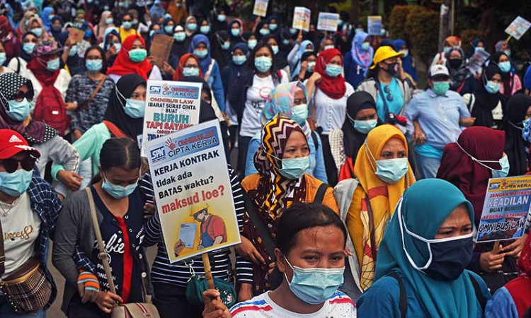 Buruh di Banten Gelar Aksi Damai Menolak UU Cipta Kerja